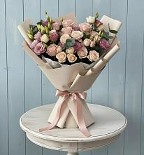 Букет цветов из:  Розы и Лизиантусы в Пшичо