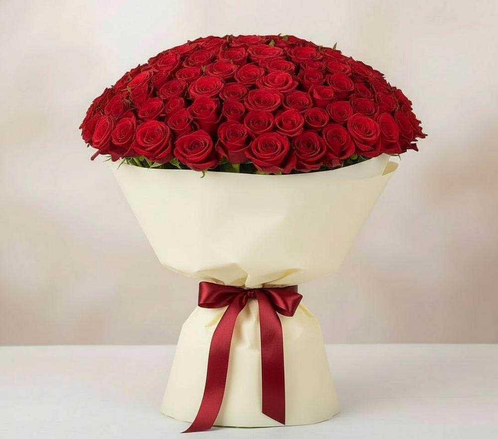 Букет 101 Красная роза Милано в Пшичо