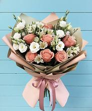 Букет цветов из:  Розы, Альстромерии и Лизиантусы в Пшичо