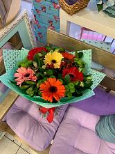 Букет цветов из:  Герберы, Хризантемы и Альстромерии #REPLACE_PRED# Пшичо