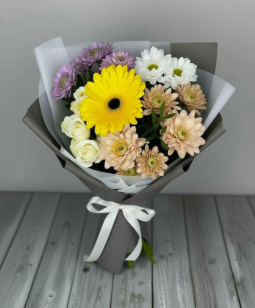 Букет цветов из: Розы, Герберы и Хризантемы в Пшичо