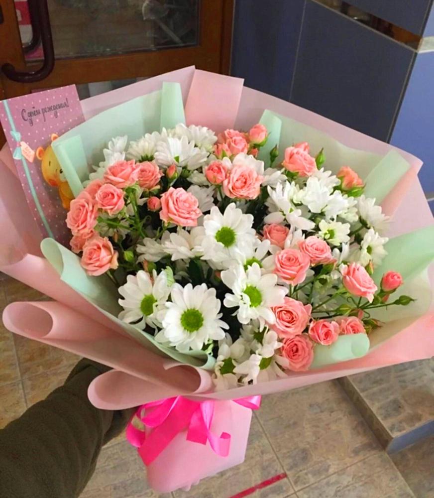 Букет цветов из: Розы и Хризантемы в Пшичо