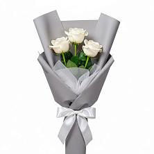 Букет 3 белые розы в Пшичо