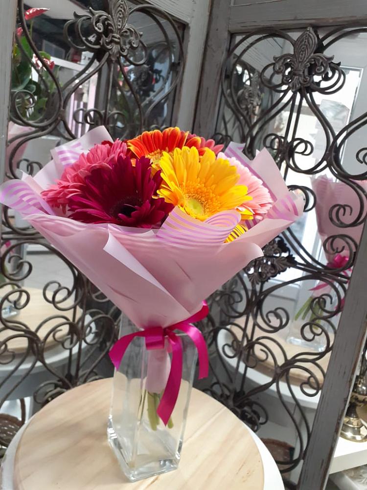 Букет цветов из: Герберы в Пшичо