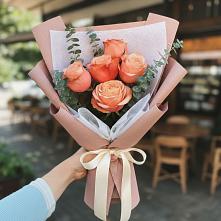 Букет цветов из:  Розы #REPLACE_PRED# Пшичо