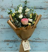 Букет цветов из:  Розы и Лизиантусы #REPLACE_PRED# Пшичо