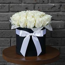 Цветочная композиция из Розы в шляпной коробке в Пшичо